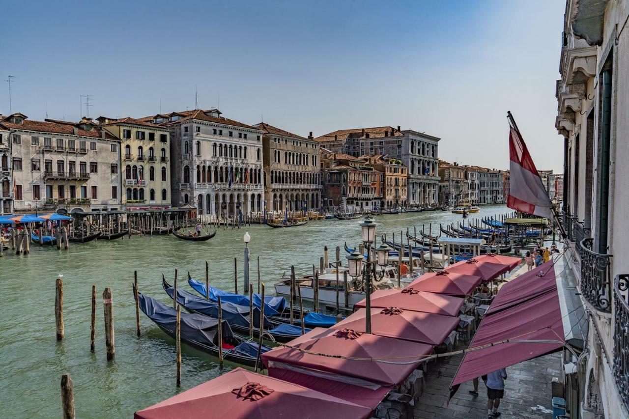 Ca' Fornoni Grand Canal Venezia Esterno foto