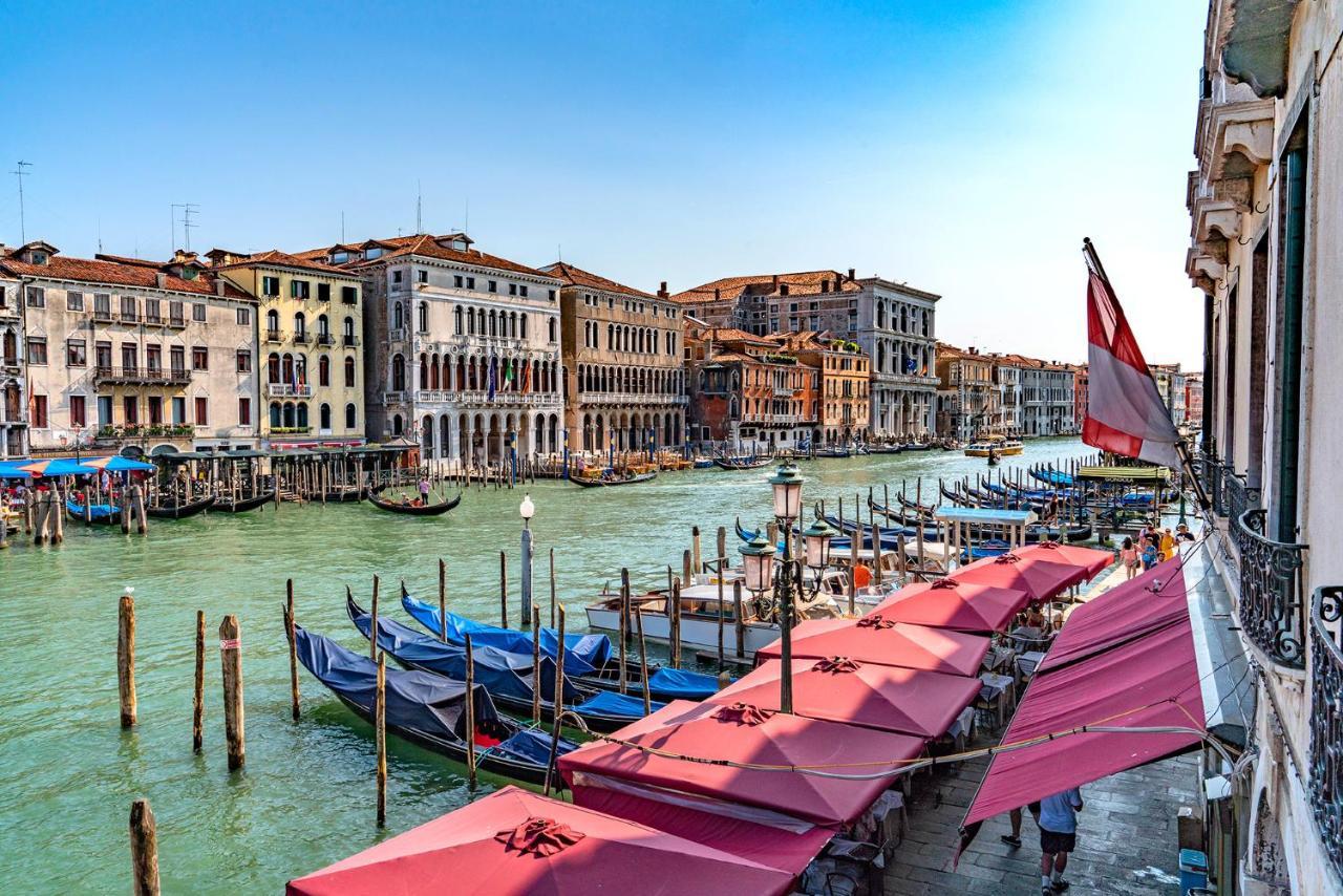 Ca' Fornoni Grand Canal Venezia Esterno foto